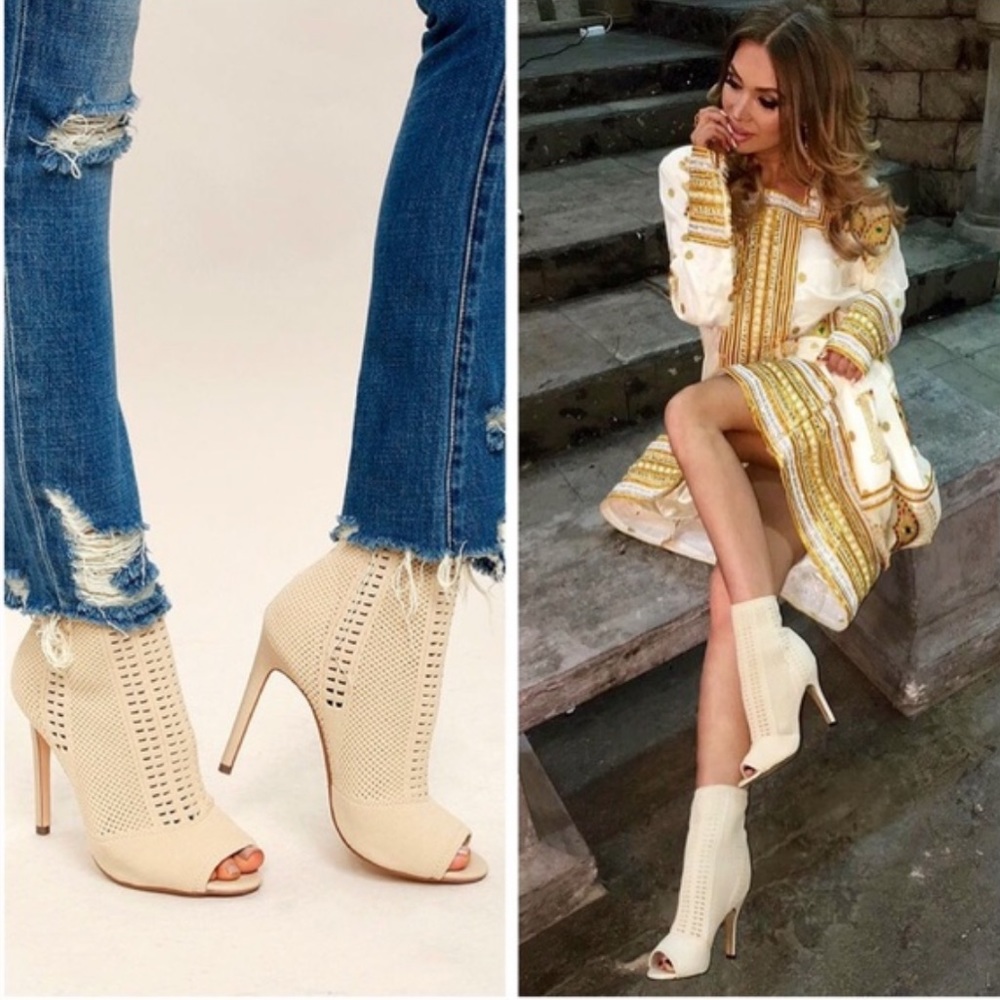 Steve Madden Nude Candid Knit Peep Toe Heels - Picture 3 of 8